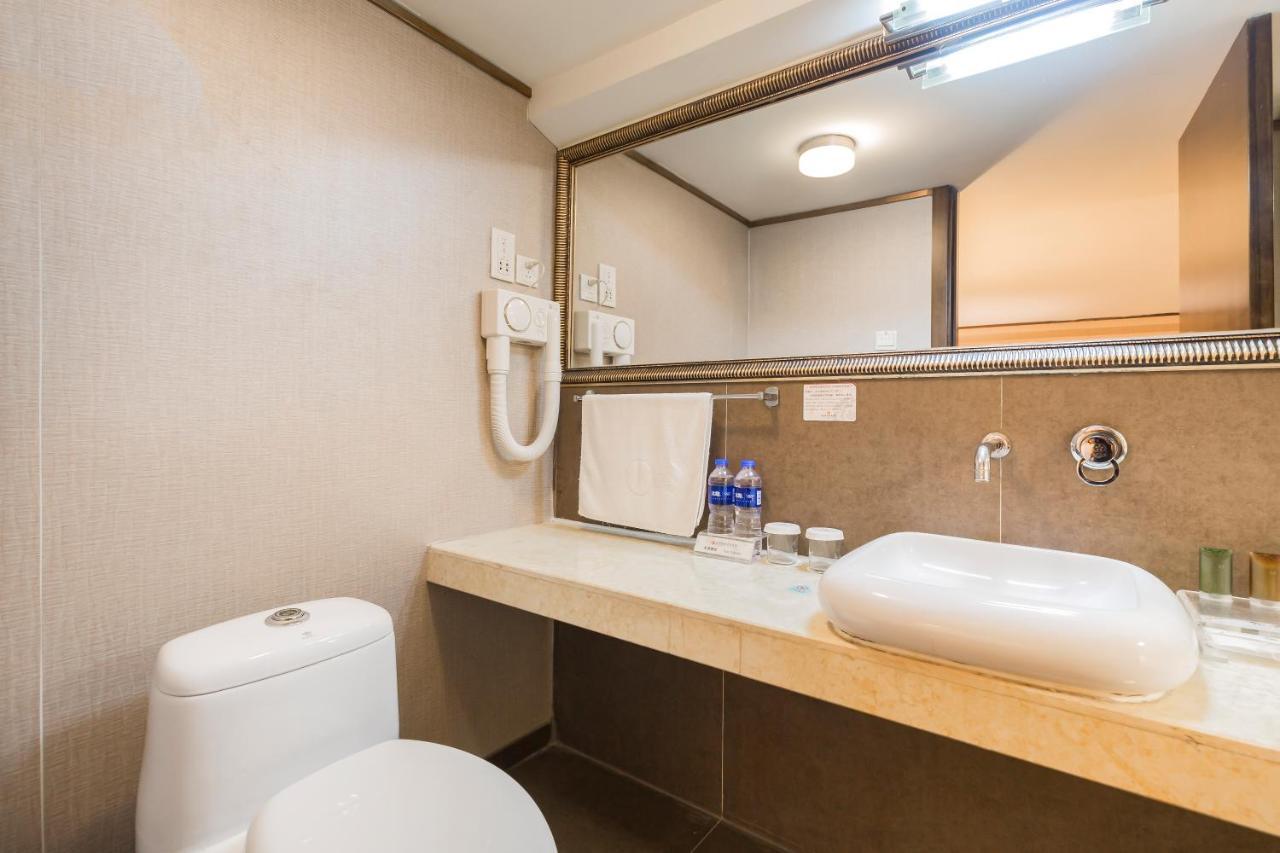 Beijing Jinlong Hotspring Hotel Екстериор снимка